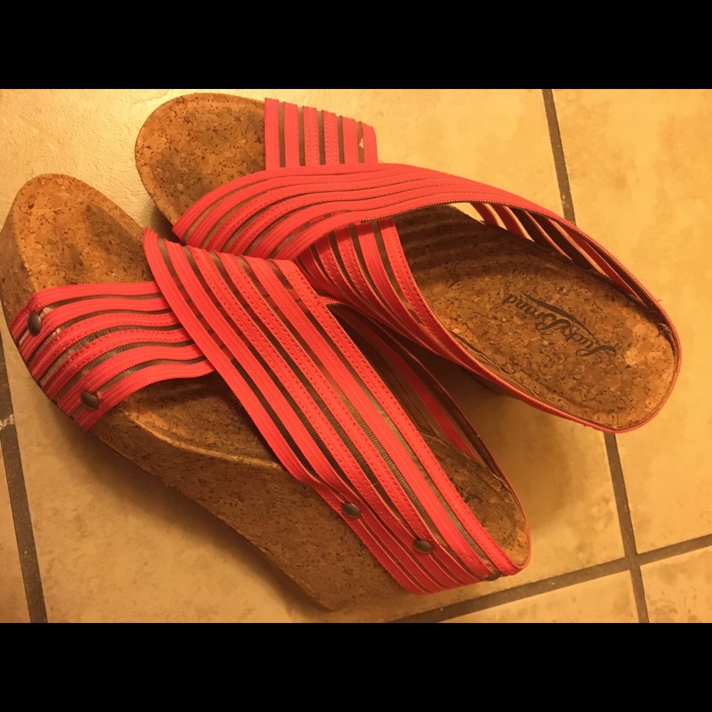 Shoes / Sandals / wedge